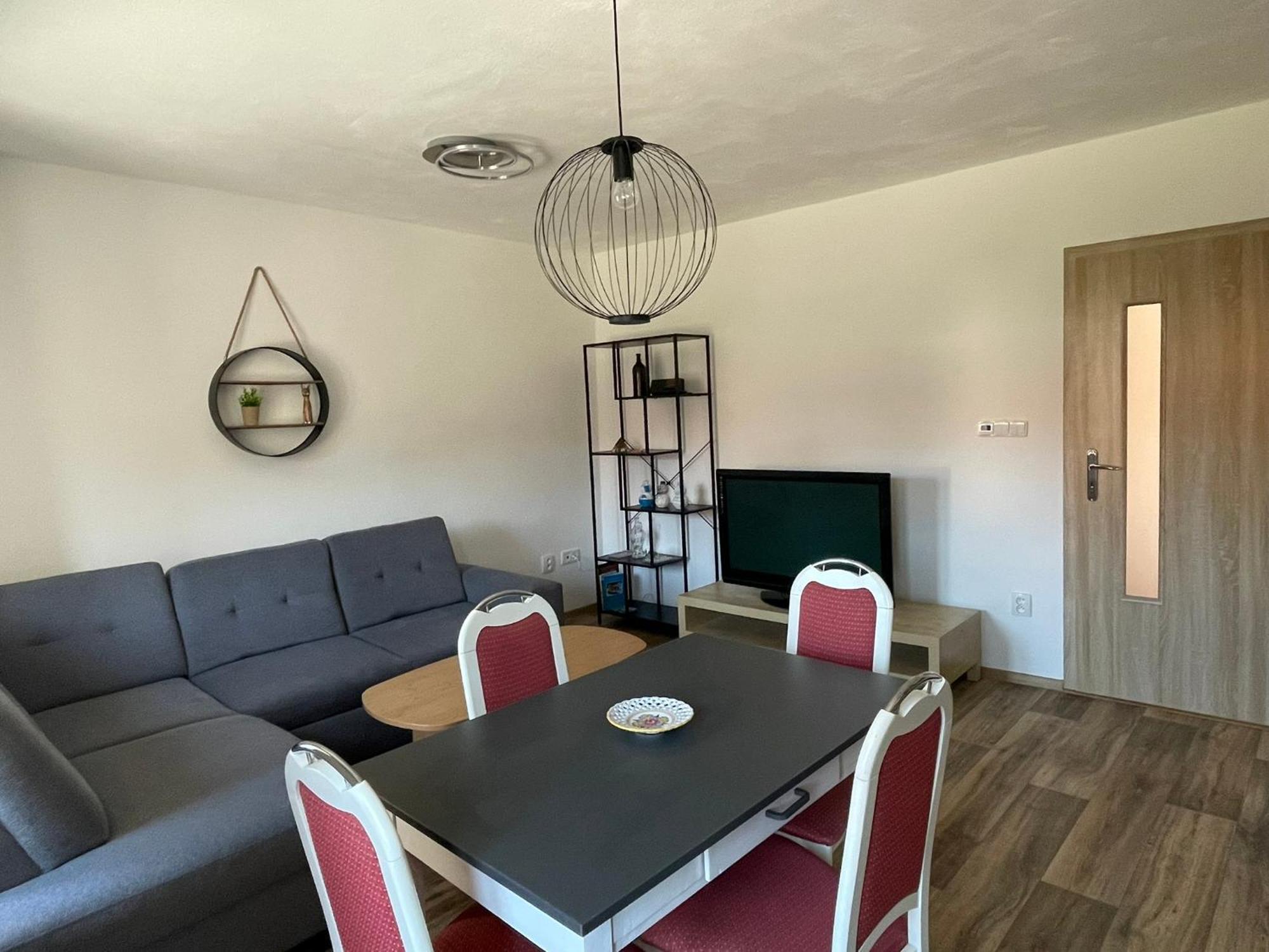 Apartman U Velke Brany Jemnice Buitenkant foto